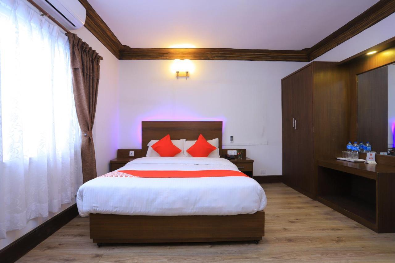 Oyo 591 Hotel Blue Moon Dharampur Exteriér fotografie