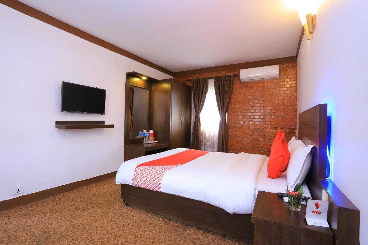 Oyo 591 Hotel Blue Moon Dharampur Exteriér fotografie