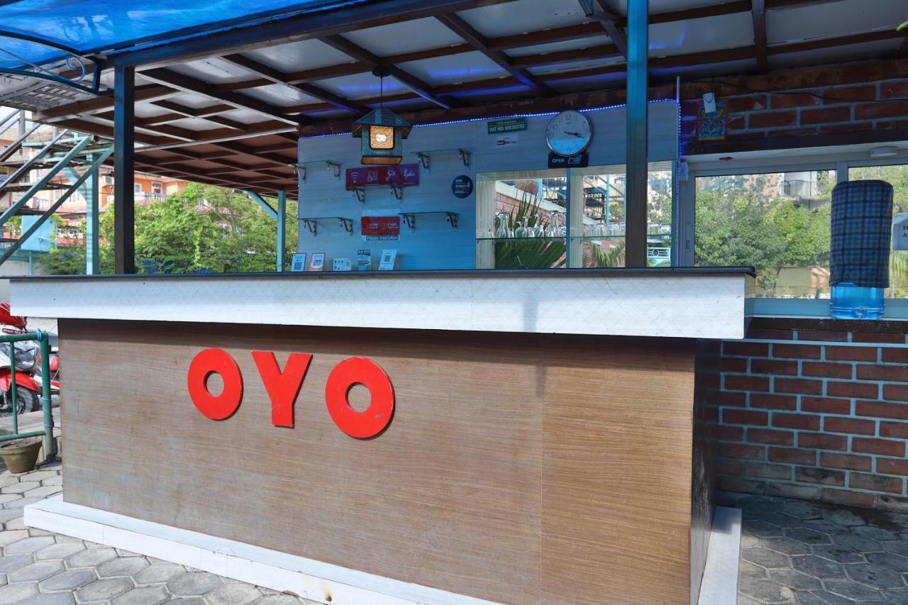 Oyo 591 Hotel Blue Moon Dharampur Exteriér fotografie