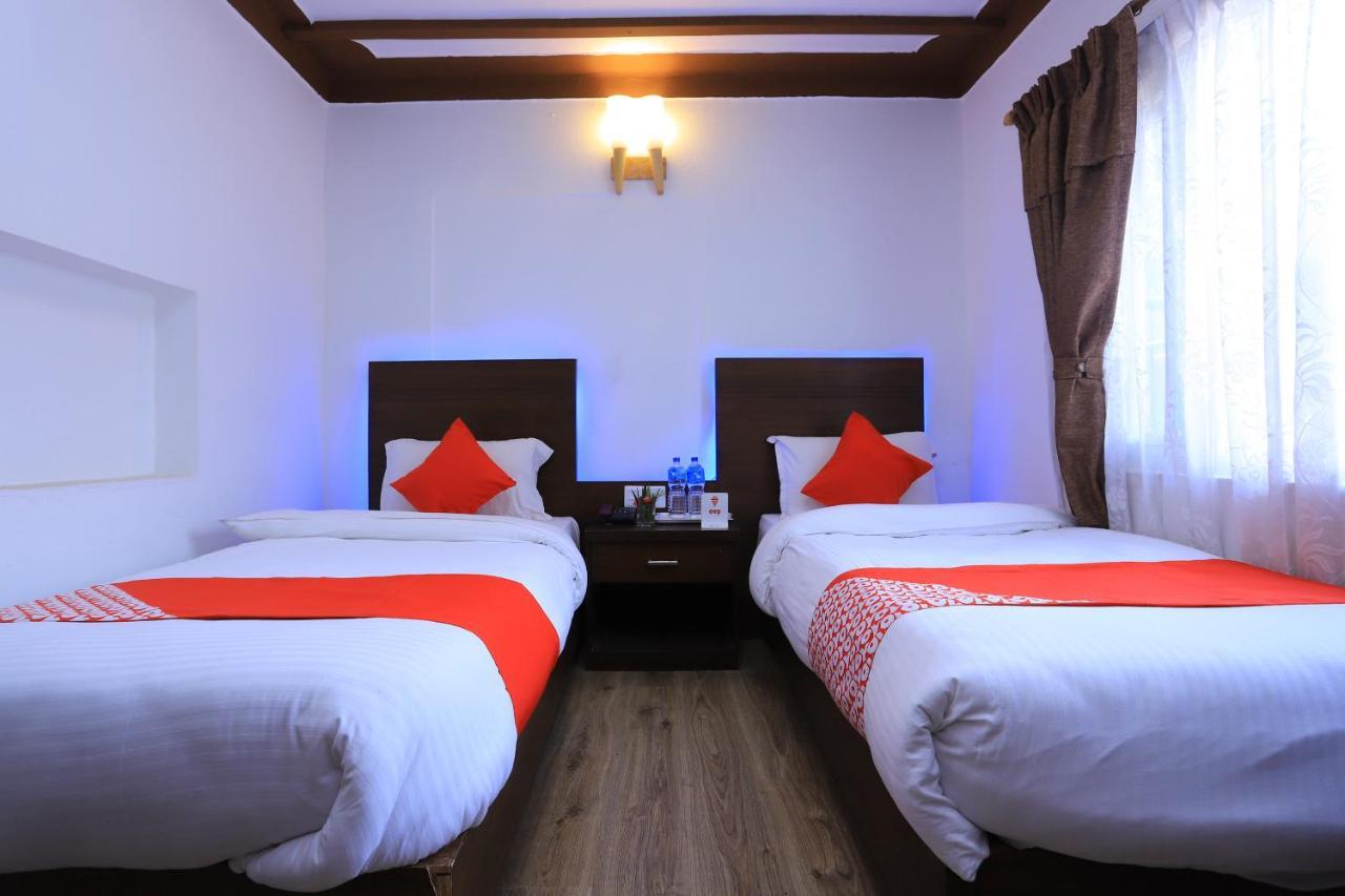 Oyo 591 Hotel Blue Moon Dharampur Exteriér fotografie