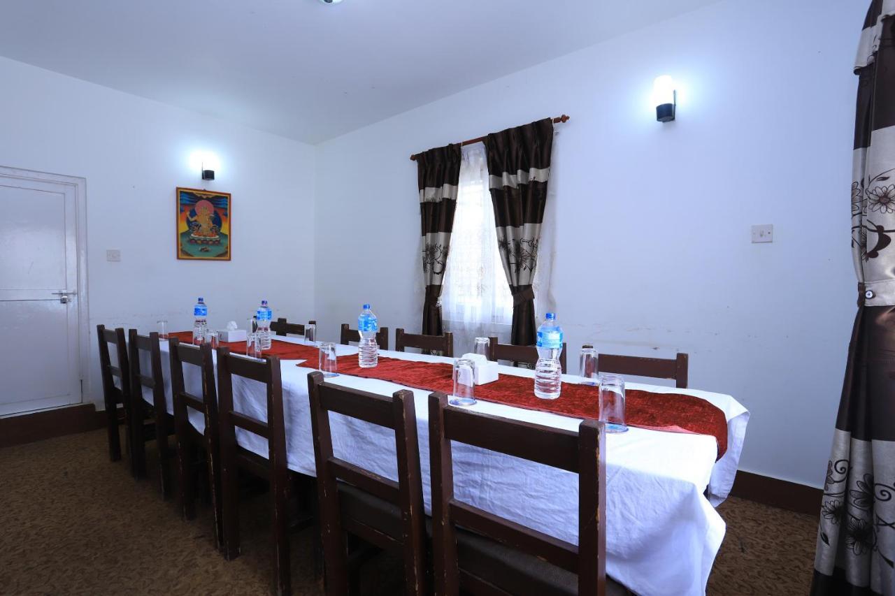Oyo 591 Hotel Blue Moon Dharampur Exteriér fotografie